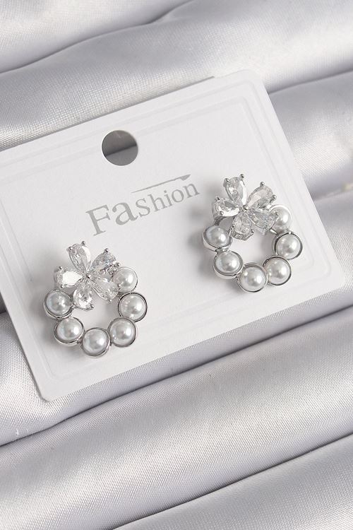 YRTCL Pirinç Gümüş Renk İncili Halka Model Zirkon Taşlı Çiçek Detay Kadın Küpe