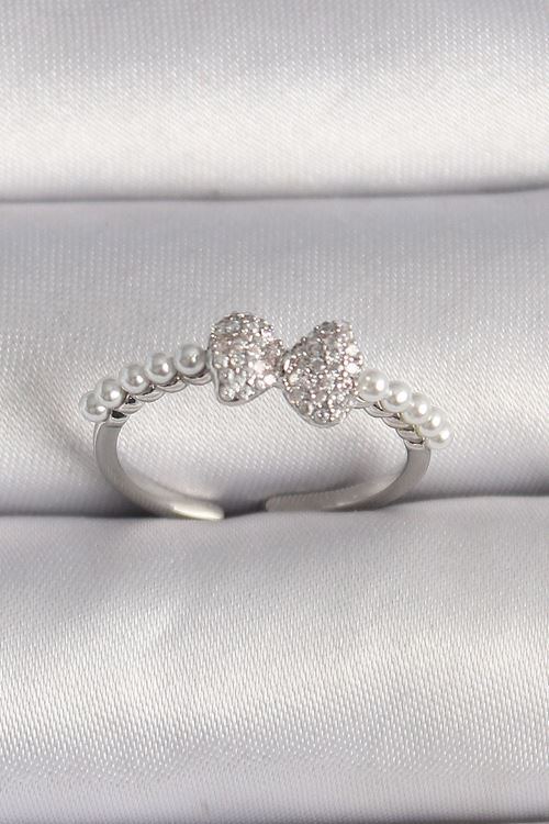 YRTCL Pirinç Gümüş Renk Zirkon Taşlı Fiyonk İnci Detay Ayarlanabilir Yüzük