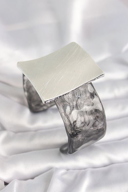 YRTCL Siyah Mermer Desen Akrilik Plastik Gümüş Kare Plaka Model Vintage Kadın Bilezik