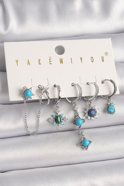 YRTCL Pirinç Gümüş Renk Zirkon Taş Detaylı Mavi Boncuklu Çiçek Model VIP Seri Kadın Küpe Kombini