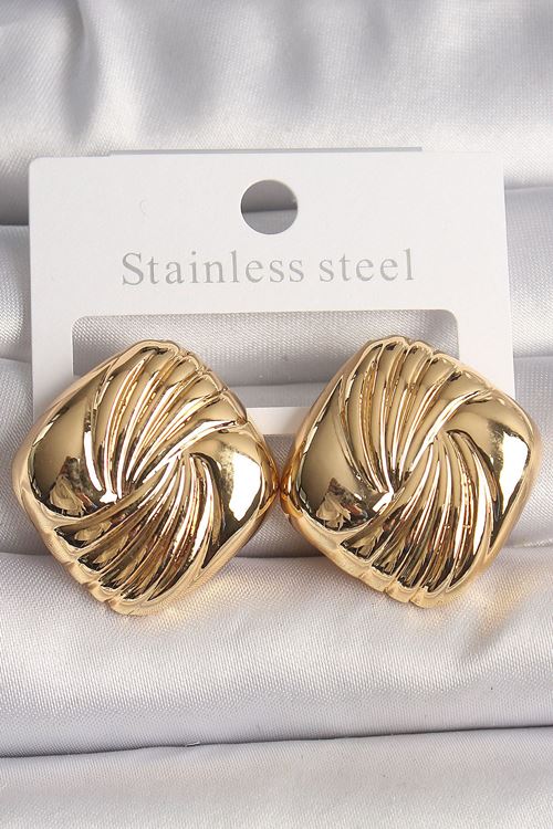 YRTCL Pirinç Gold Renk İşlemeli Kare Model Kadın Küpe