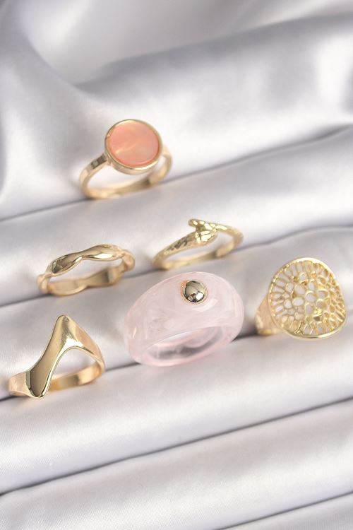 YRTCL Pirinç Gold Renk Pembe Plastik Yüzük Model Daire Pembe Mine Yılan Detay 6'Lı Kadın Yüzük Seti