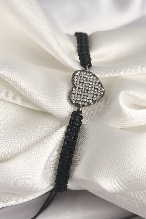 YRTCL Pirinç Füme Renk Zirkon Taşlı Kalp Figür Asansörlü Makrome Model Kadın Bileklik