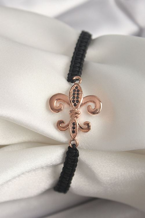 YRTCL Pirinç Rose Renk Zirkon Taş İşlemeli Zambak Figür Asansörlü Makrome Model Kadın Bileklik