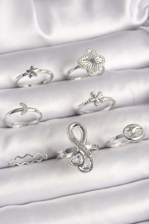 YRTCL Pirinç Gümüş Renk Yonca Figür Sonsuzluk Zirkon Taşlı Kalp Detay Kadın Yüzük Kombini