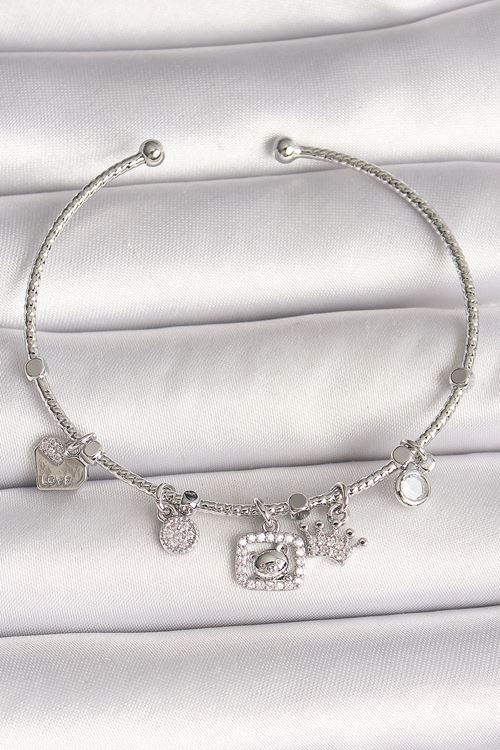 YRTCL Pirinç Gümüş Renk Sallantı Zirkon Taşlı Ayıcık Figür Taç Detay Charm Kadın Bileklik