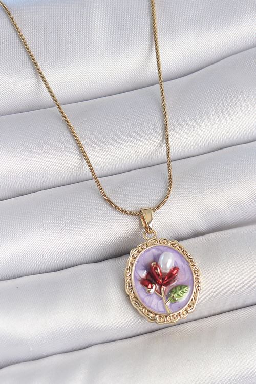 YRTCL 316L Çelik Gold Renk Zincir Mor Mineli İncili Çiçek İşlemeli Portre Model Kadın Kolye