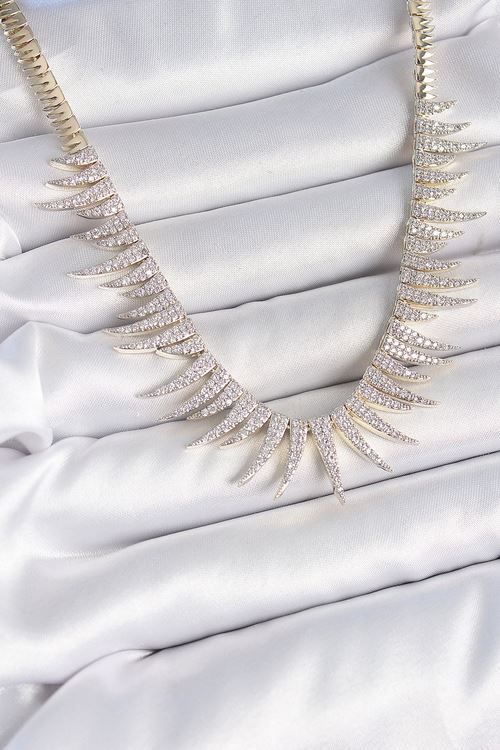 YRTCL Pirinç Gold Renk Zirkon Taşlı Sivri Model VIP Seri Kadın Kolye