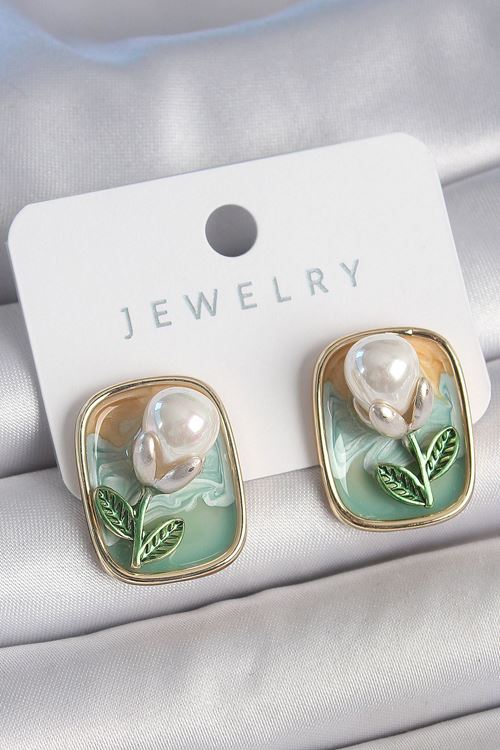 YRTCL Pirinç Gold Renk Mix Renk Mineli İncili Çiçek Mineli Portre Model Kadın Küpe