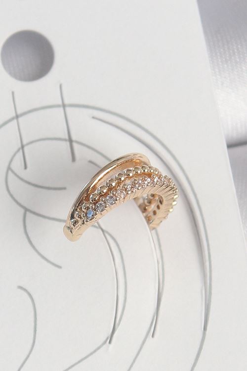 YRTCL Pirinç Gold Renk Zirkon Taşlı 3'Lü Sıralı Model Kadın Kıkırdak Küpe