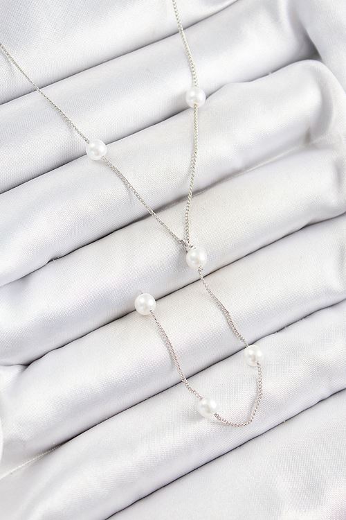 YRTCL Pirinç İnci Figürlü Y Model Gümüş Renk Kadın Kolye