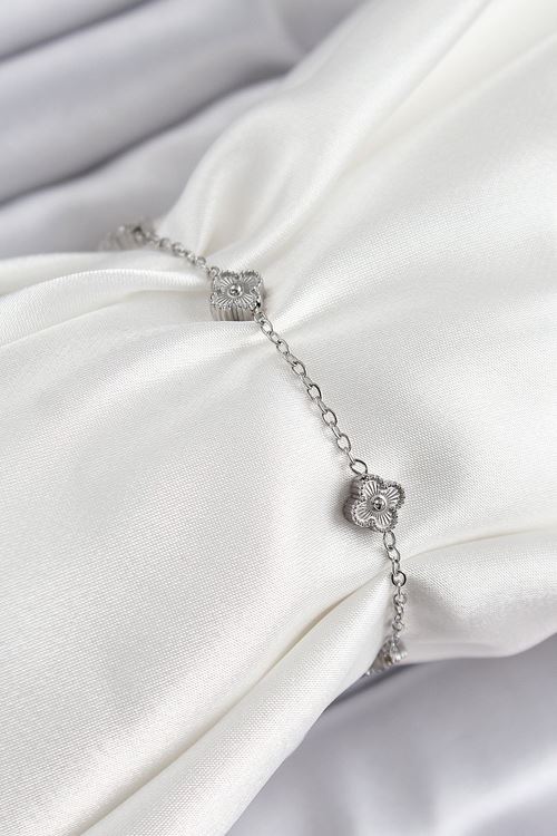 YRTCL 316L Çelik Yonca Model Gümüş Renk Kadın Bileklik