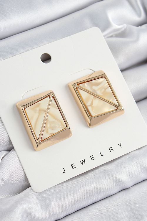 YRTCL Pirinç Krem Üçgen Kesim Detaylı Kare Model Vintage Gold Renk Kadın Küpe