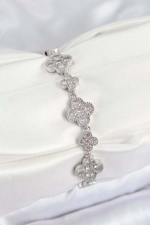 YRTCL Pirinç Zirkon Taşlı Yonca Model Gümüş Renk VIP Seri Kadın Bileklik