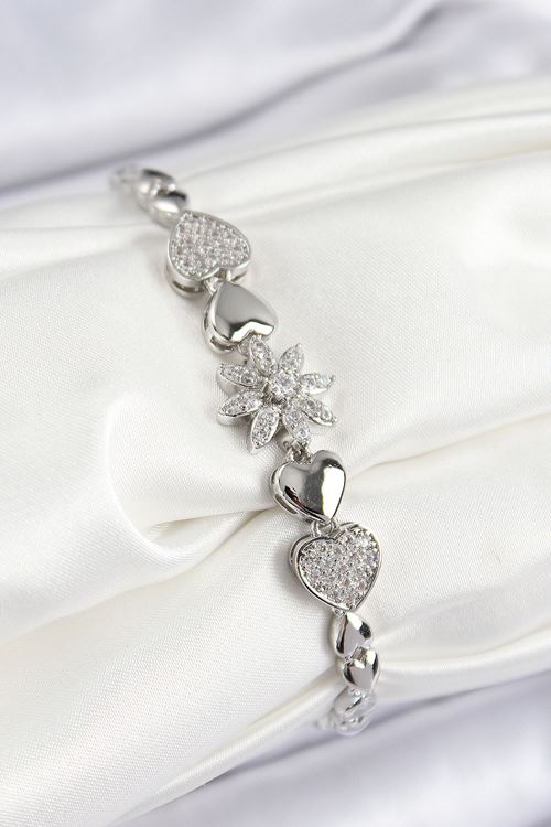 YRTCL Pirinç Zirkon Taşlı Kalp Detaylı Çiçek Model Gümüş Renk Kadın Bileklik