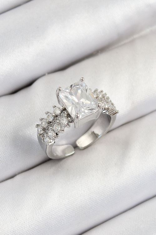 YRTCL Pirinç  Büyük Zirkon Taşlı Model Gümüş Renk Kadın Yüzük