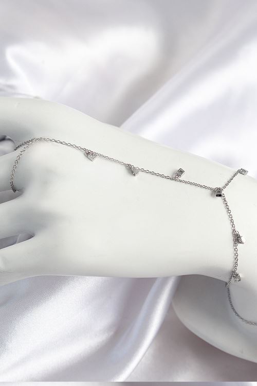 YRTCL Pirinç Zirkon Taşlı Sallantılı Model Gümüş Renk Kadın Şahmeran