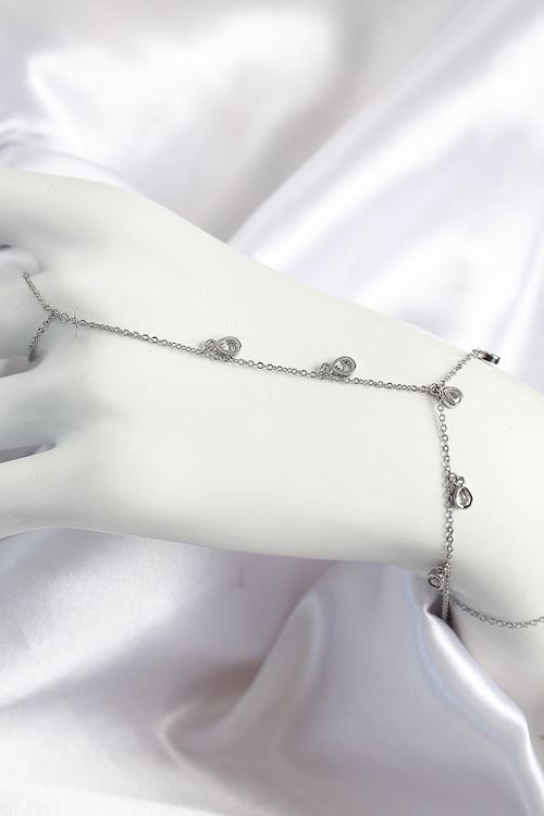 YRTCL Pirinç Zirkon Taşlı Sallantılı Damla Model Gümüş Renk Kadın Şahmeran