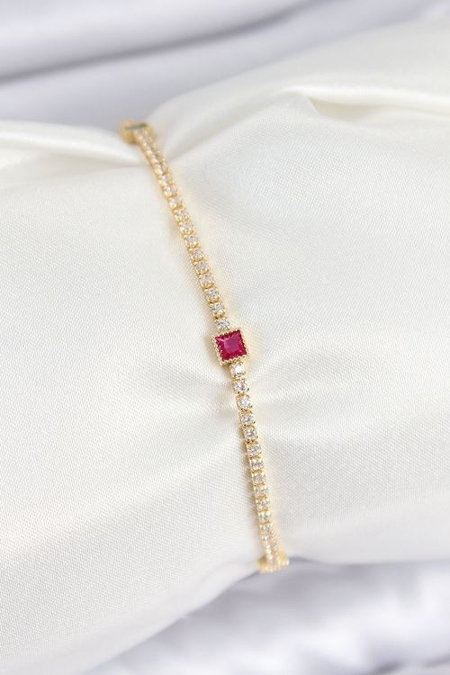 YRTCL Pirinç Zirkon Taşlı Kare Model Gold Renk Kadın Bilekilk