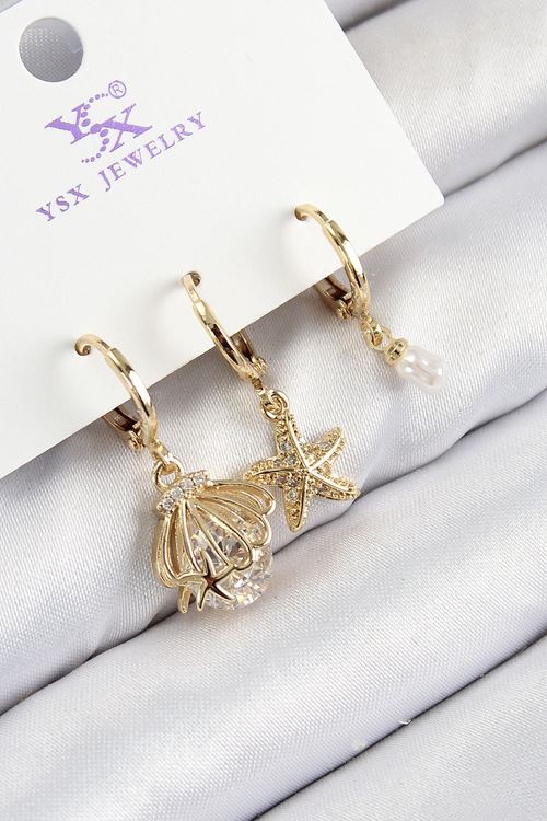 YRTCL Pirinç Zirkon Taşlı 3'lü İstiridye Ve Yıldız Model Gold Renk Kadın Küpe