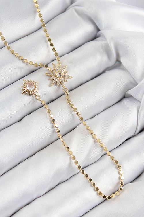 YRTCL Pirinç Zirkon Taşlı Ezme Zincirli Kutup Yıldızı Model Gold Renk Y Kolye