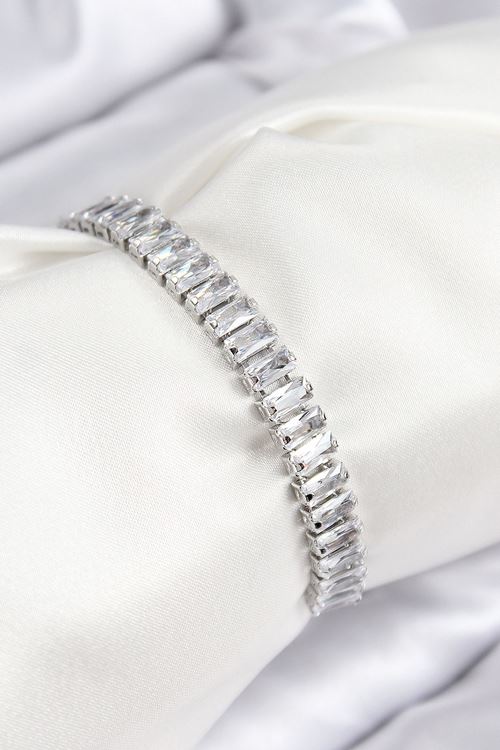 YRTCL Pirinç Zirkon Taşlı Su Yolu Model Gümüş Renk Asansörlü Kadın Bileklik