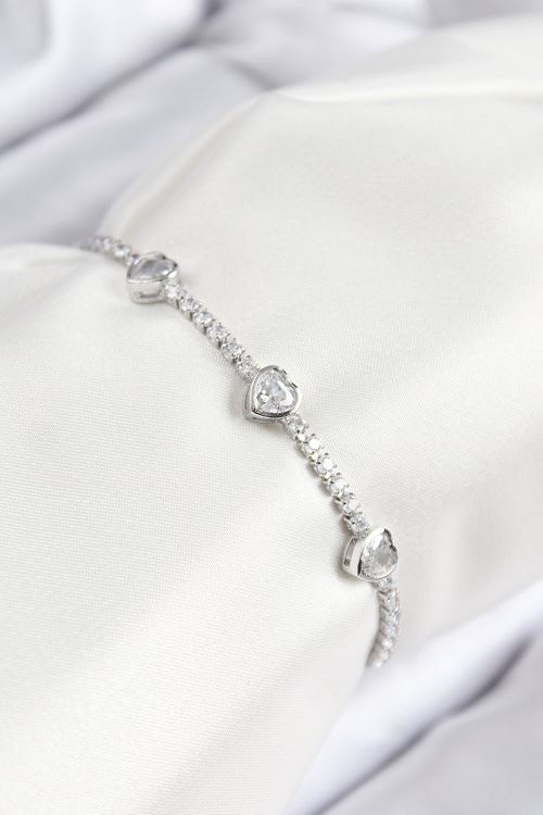 YRTCL Pirinç Zirkon Taşlı Sıralı Kalp Model Gümüş Renk Asansörlü Kadın Bileklik