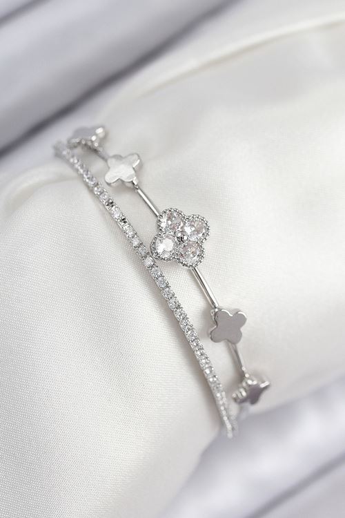 YRTCL Pirinç Zirkon Taşlı Yonca Model Gümüş Renk Kadın Bileklik