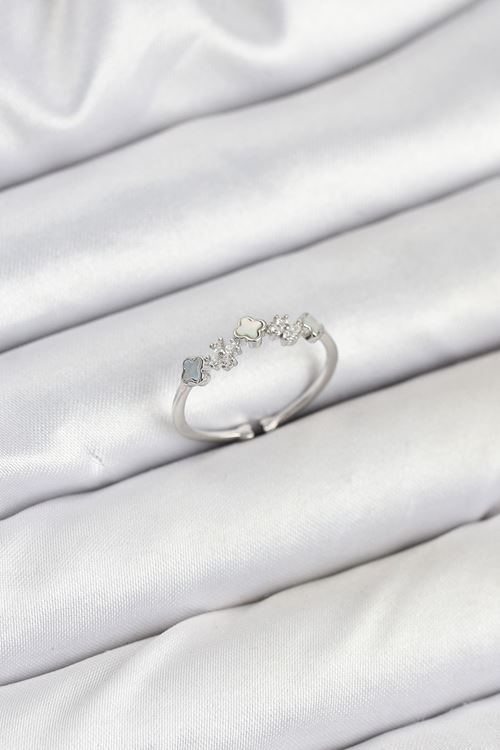 YRTCL Pirinç Gümüş Renk Minimal Yonca Detaylı Kadın Yüzük