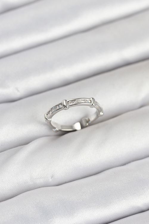 YRTCL Pirinç Gümüş Renk Kemik Model Zirkon Taşlı Kadın Yüzük