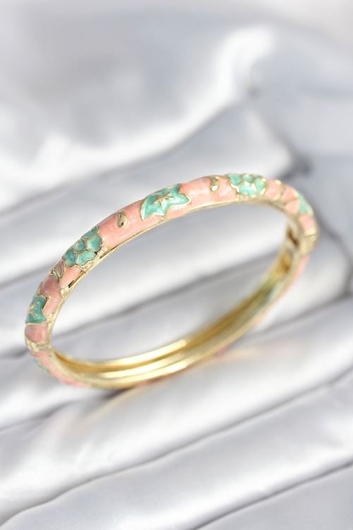 YRTCL Yeşil Renk Detaylı Mineli Kelepçe