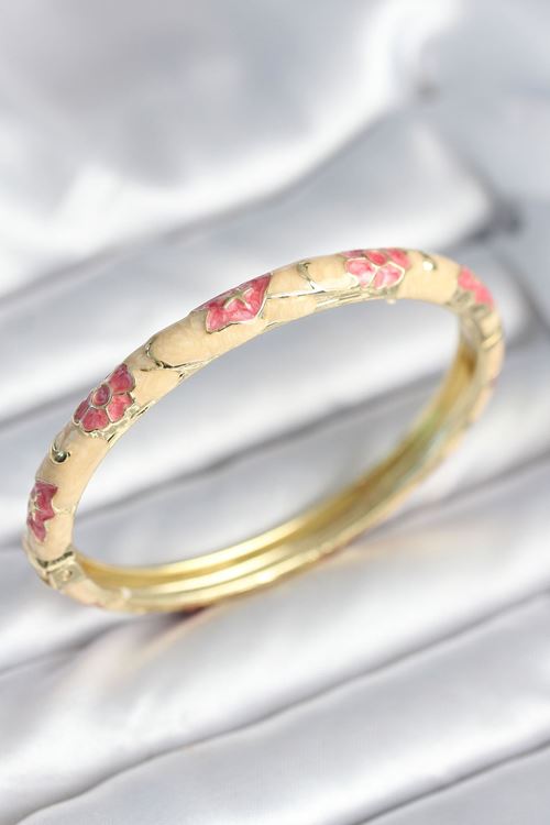 YRTCL Pembe Renk Detaylı Mineli Kelepçe