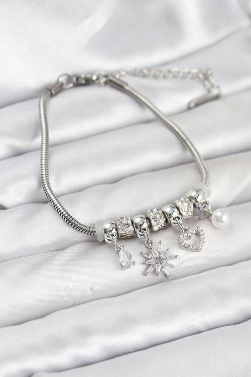 YRTCL Pirinç Gümüş Renk Kutup Yıldızı ve Kalp Charmlı Kadın Bileklik