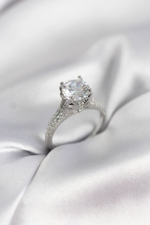 YRTCL Gümüş Renk Tek Taş Model Zirkon Taşlı Kadın Yüzük