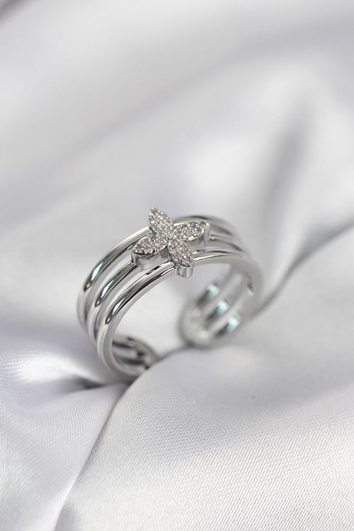 YRTCL Gümüş Renk Zirkon Taşlı Yonca Model Kadın Yüzük