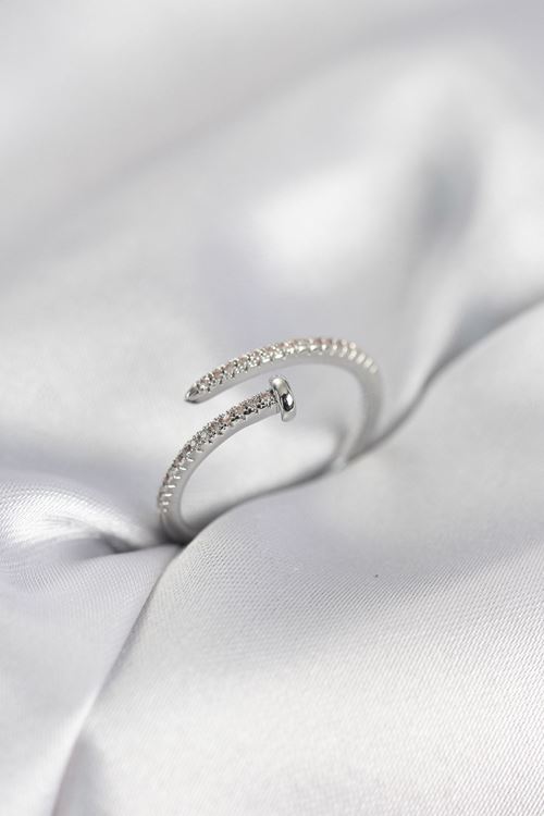 YRTCL Çivi Model Zirkon Taşlı Gümüş Renk Kadın Yüzük