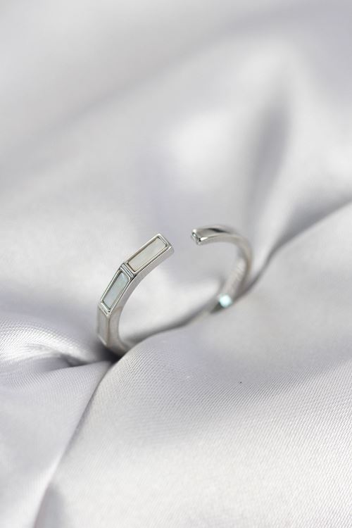 YRTCL Gümüş Renk Sedefli Çubuk Model Kadın Yüzük