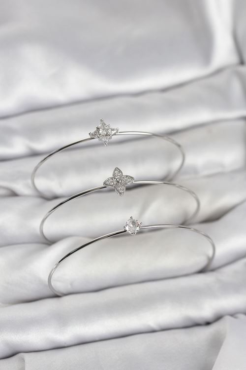 YRTCL Zirkon Taşlı Gümüş Renk Yonca Model 3'lü Kadın Bileklik Kombini